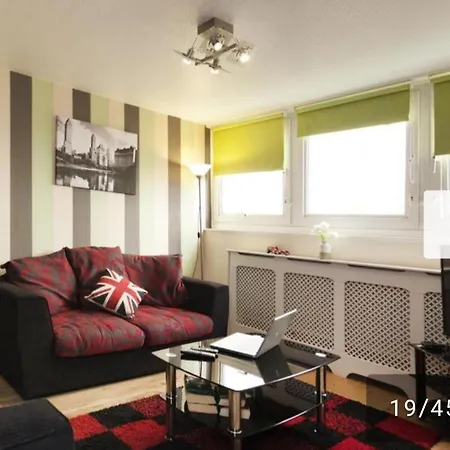 Snooze Central: Victoria Centre Apartments with Home Cooking Nottingham Exterior photo