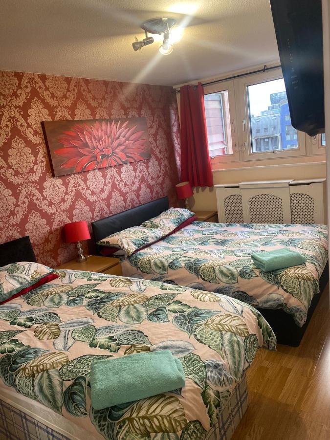 Snooze Central: Victoria Centre With Cooking * Nottingham